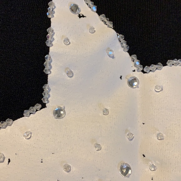 Sweater - Picture 6 of 7